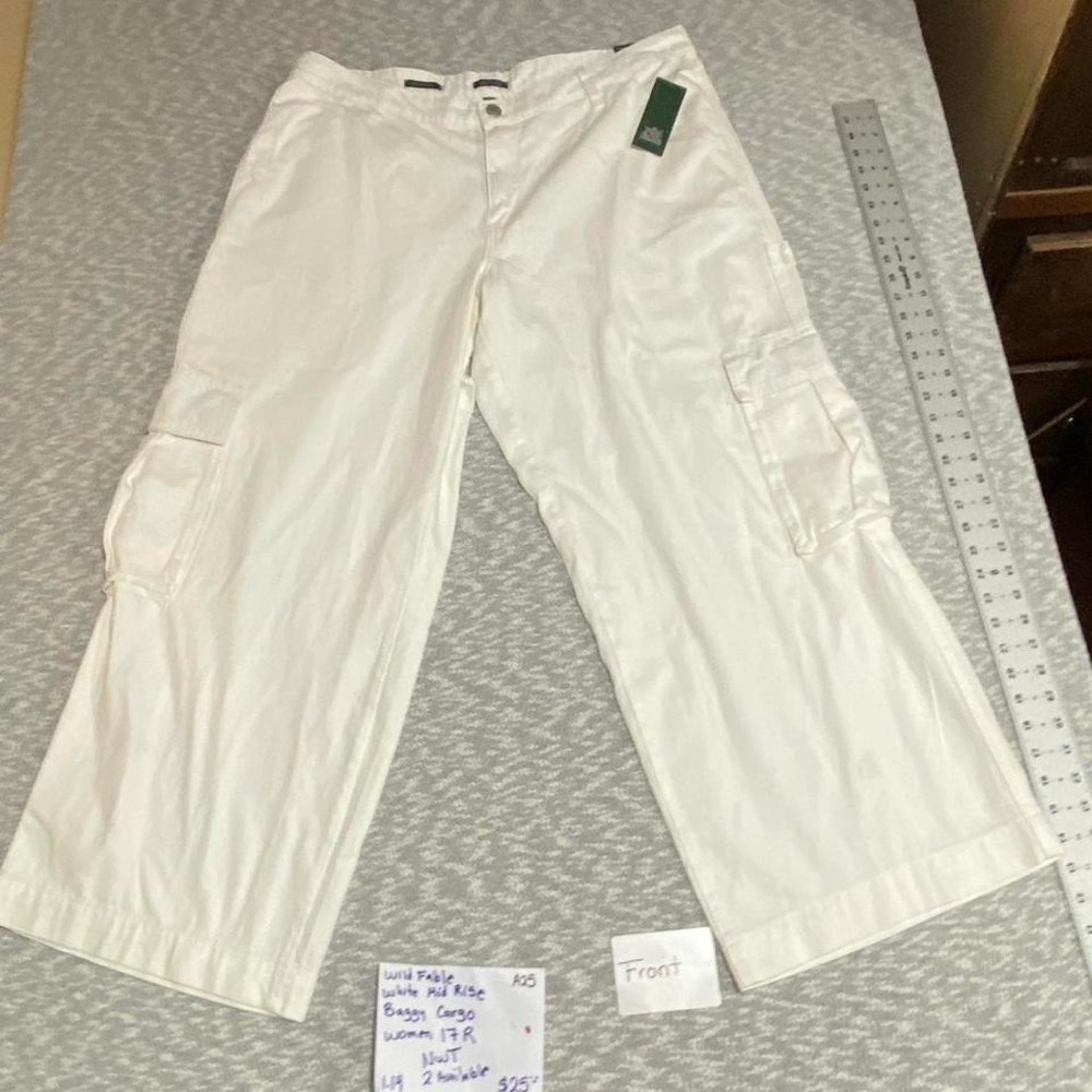 Wild Fable white mid rise baggy cargo pants NWT women 17R. SKU-A26#cargo